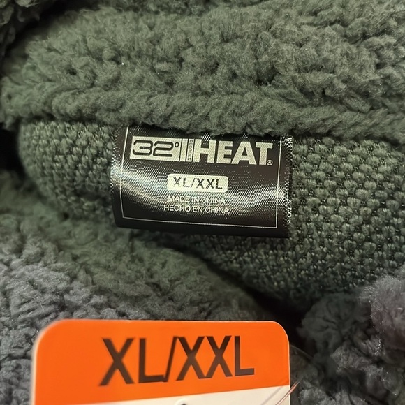 32 Degrees Ladies' Plush Jacket - Picture 5 of 9